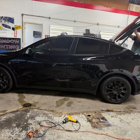 Window tint install: Tesla Model Y